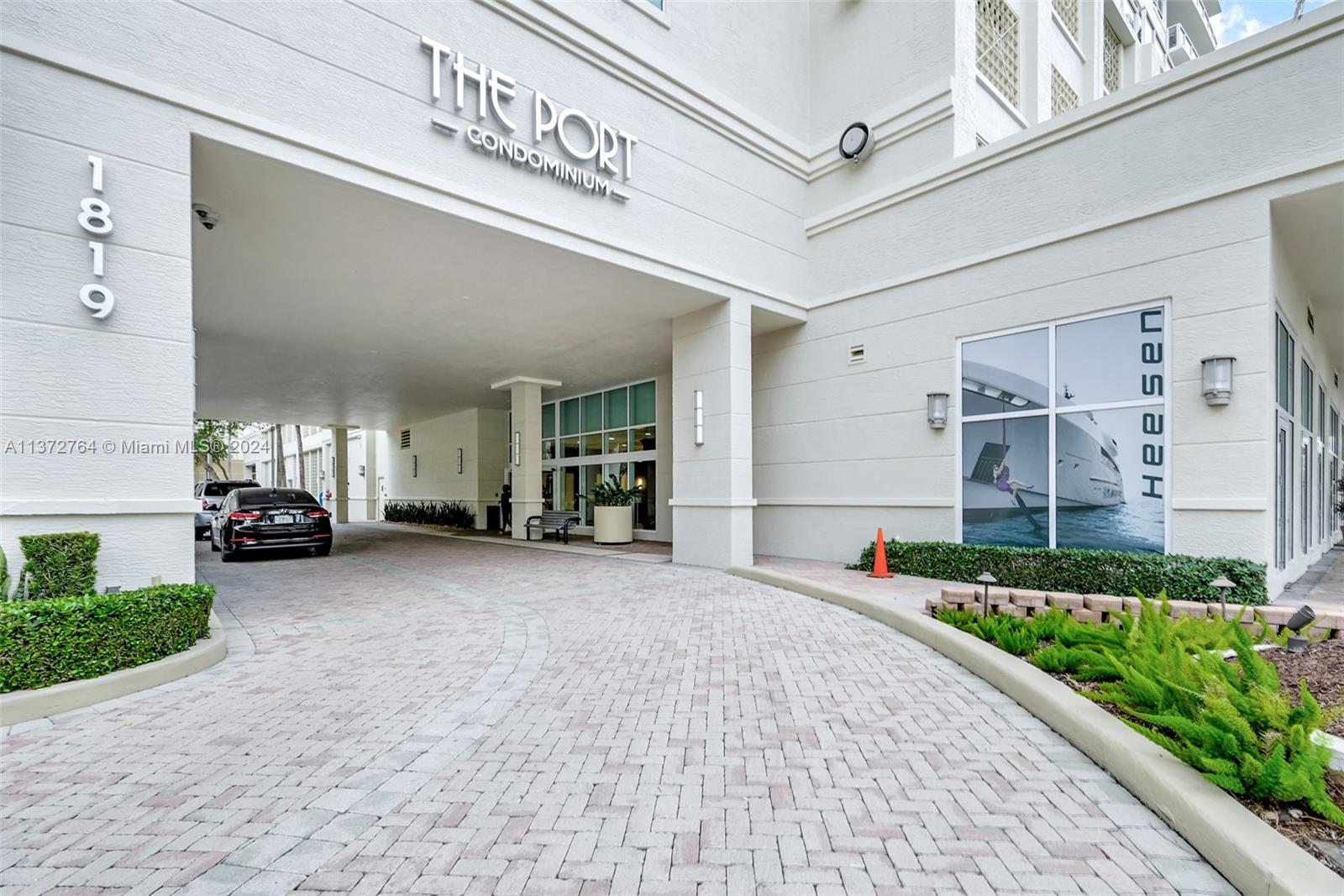 THE PORT RESIDENCES - Residential