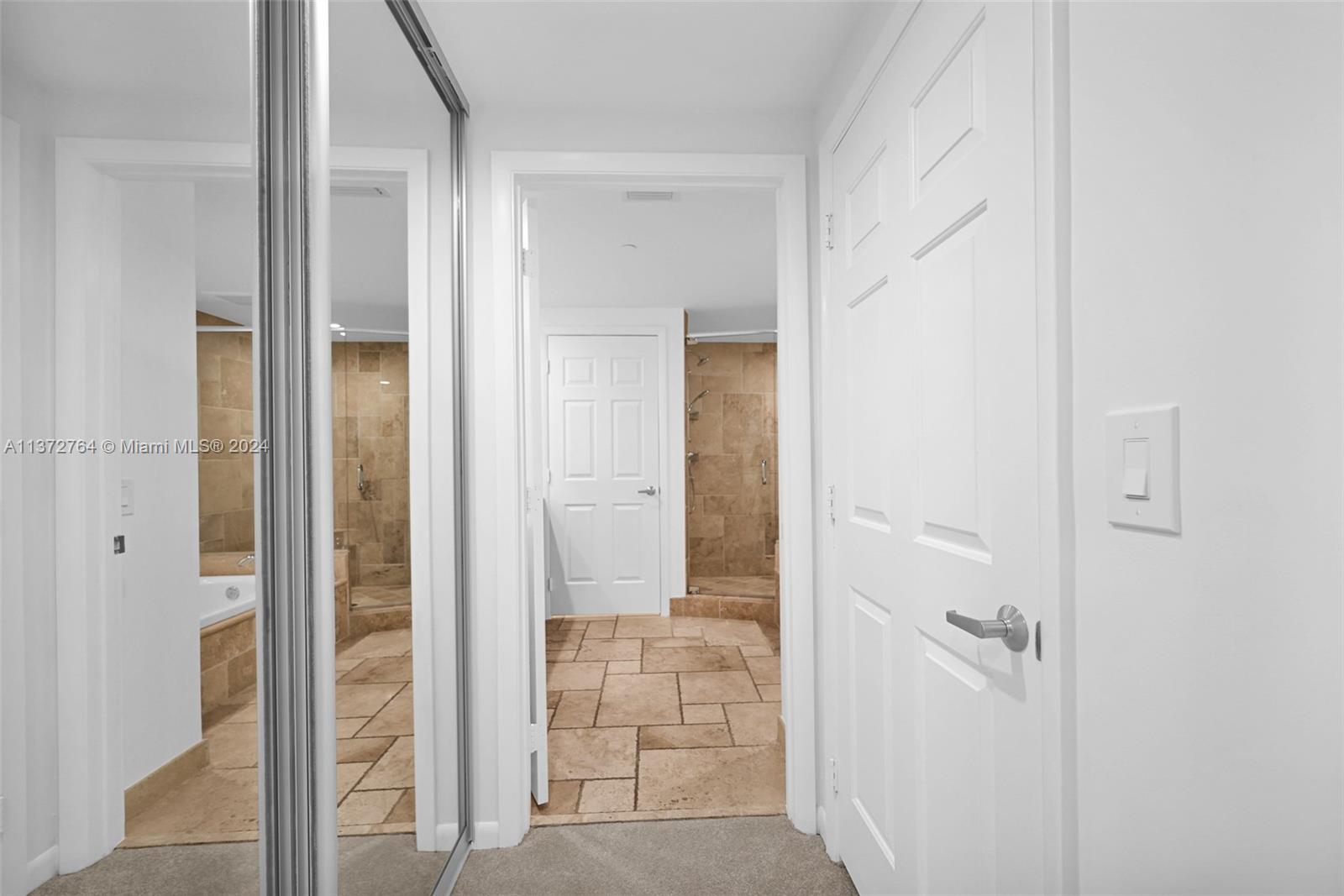 THE PORT RESIDENCES - Residential
