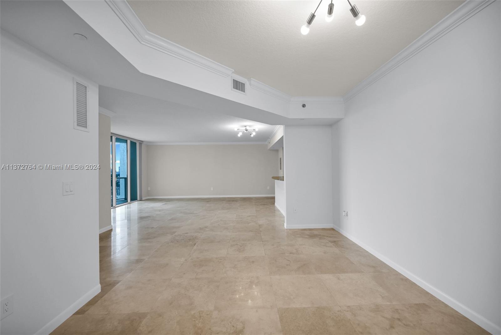 THE PORT RESIDENCES - Residential