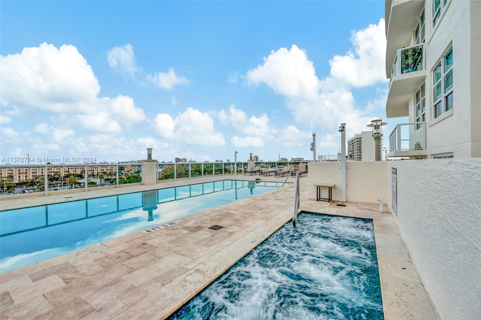 THE PORT RESIDENCES - Residential