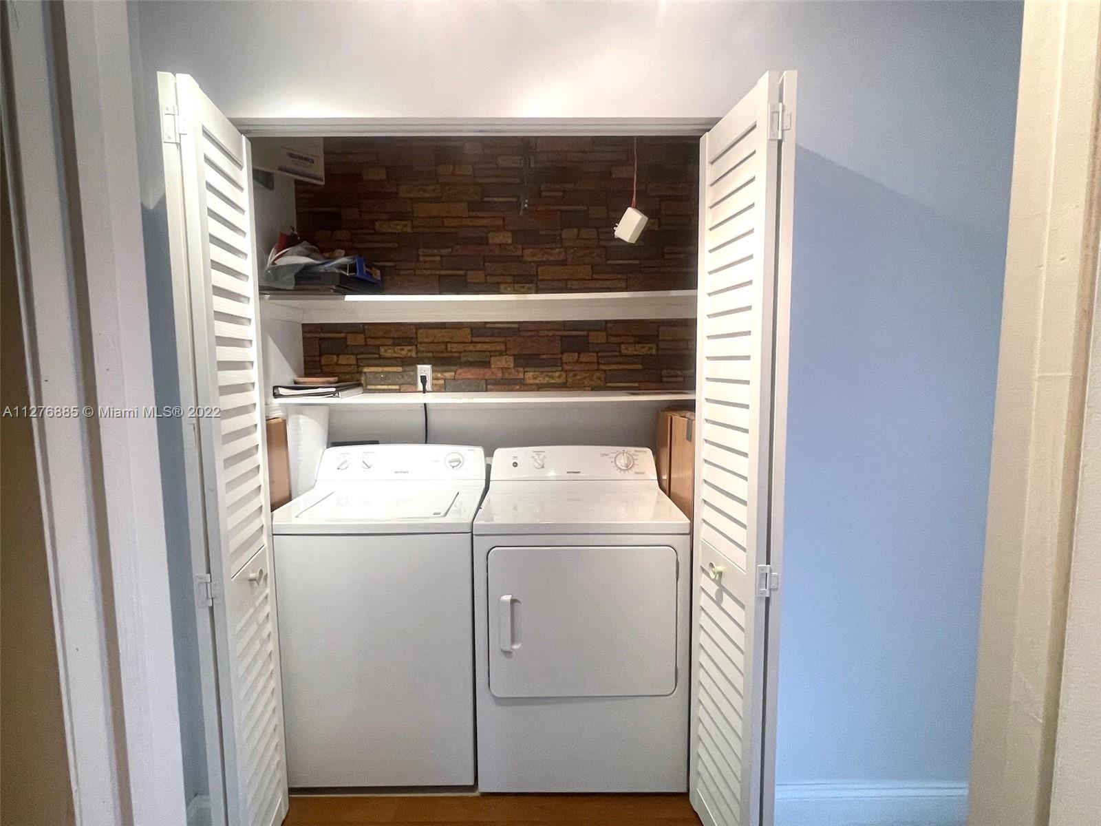 CASABLANCA ISLES CONDO - Residential Lease