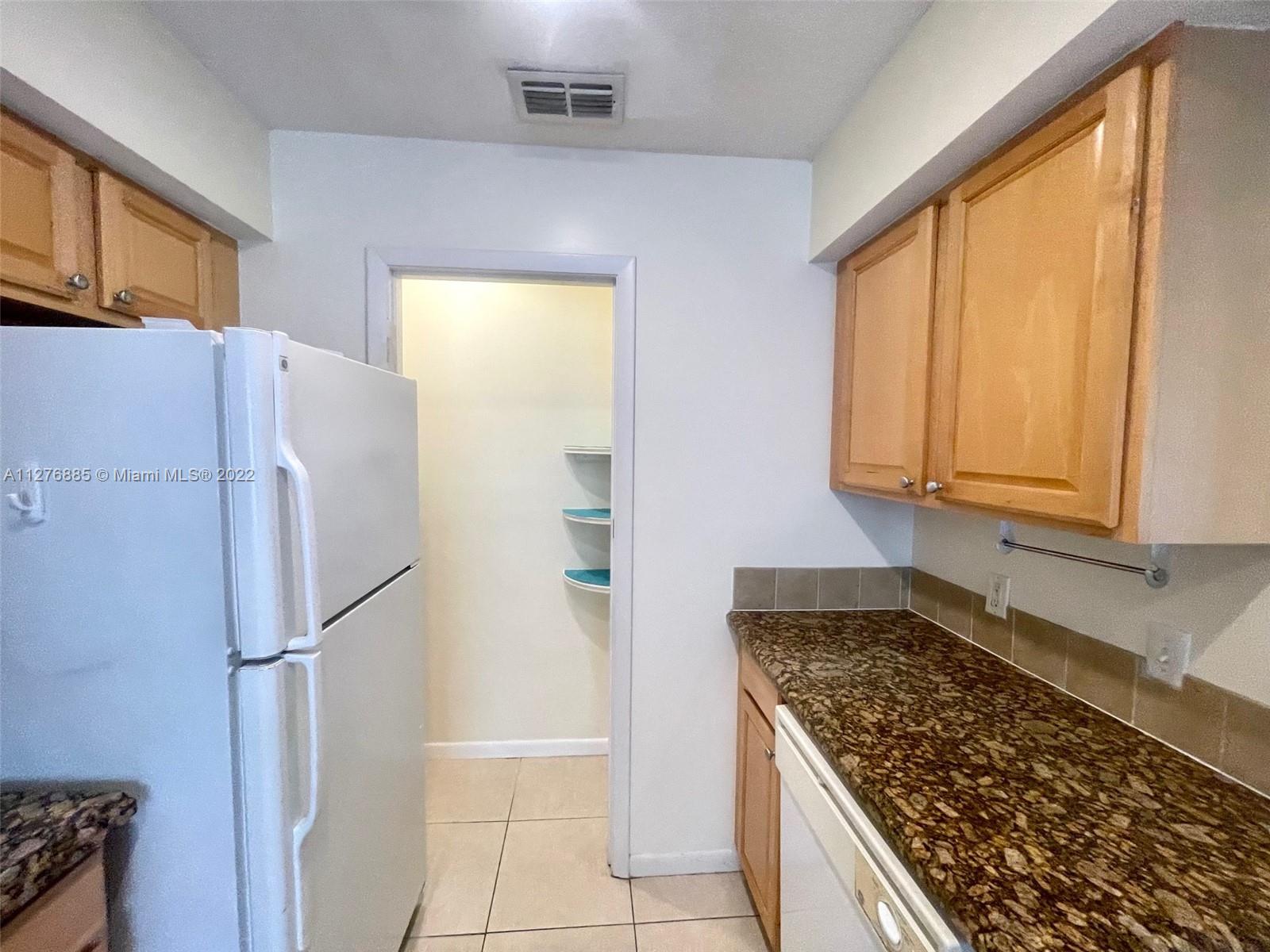 CASABLANCA ISLES CONDO - Residential Lease