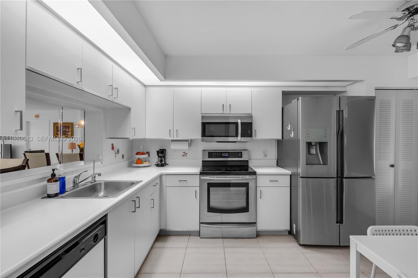 SUFFOLK AT CENTURY VILLAG - Residential