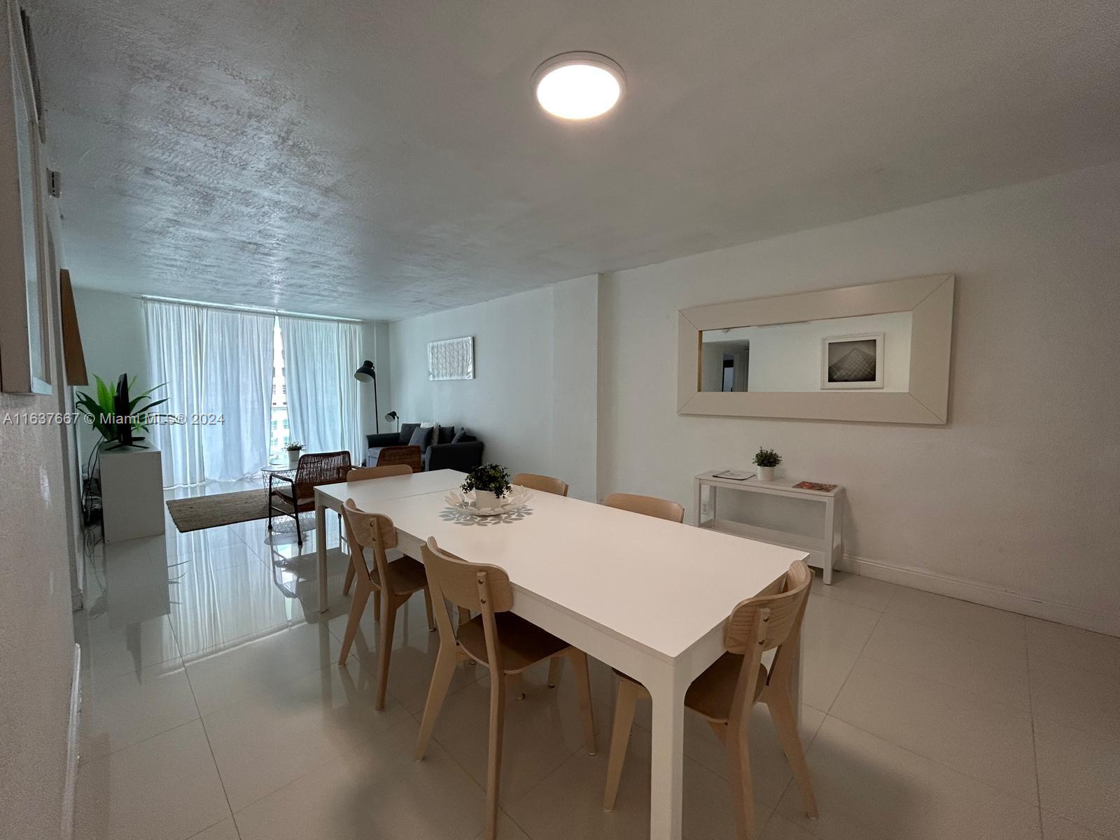TIDES ON HOLLYWOOD BEACH - Residential