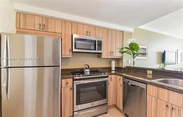 MUTINY PARK CONDO - Residential