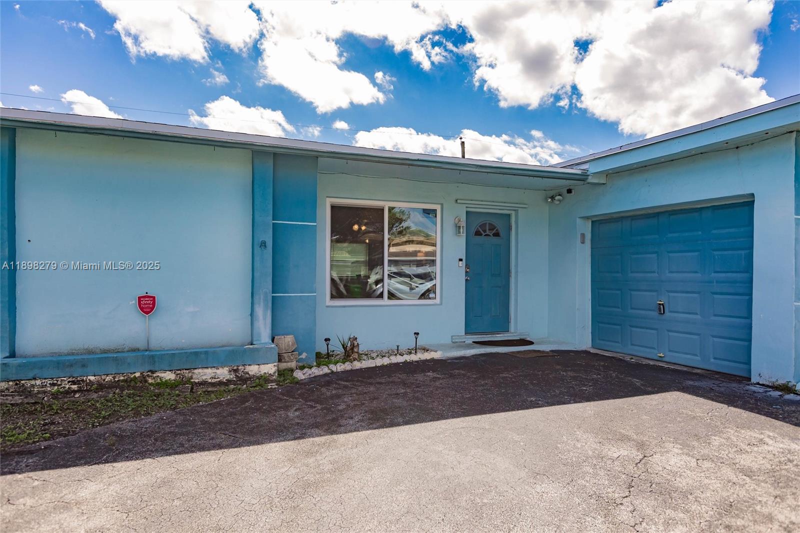 8480 NW 29th St