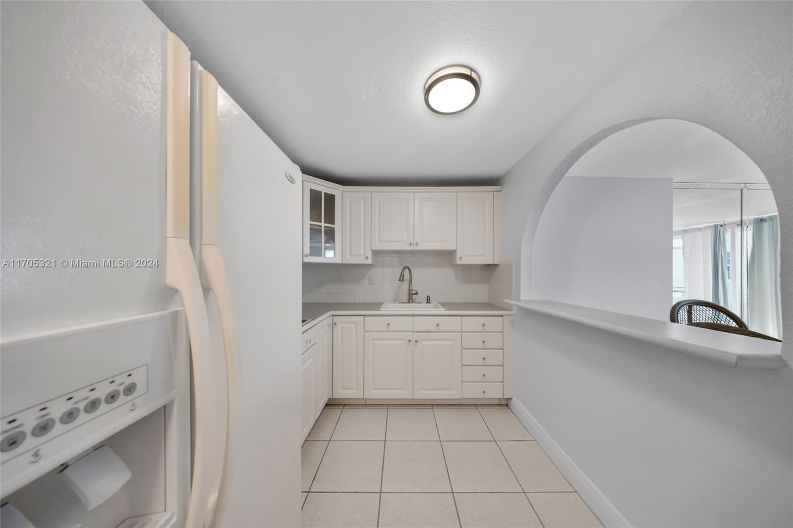 465 Ocean Dr 507
