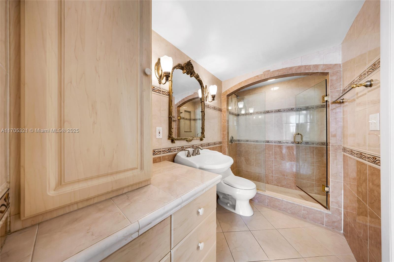 ROYAL ATLANTIC CONDO - Residential