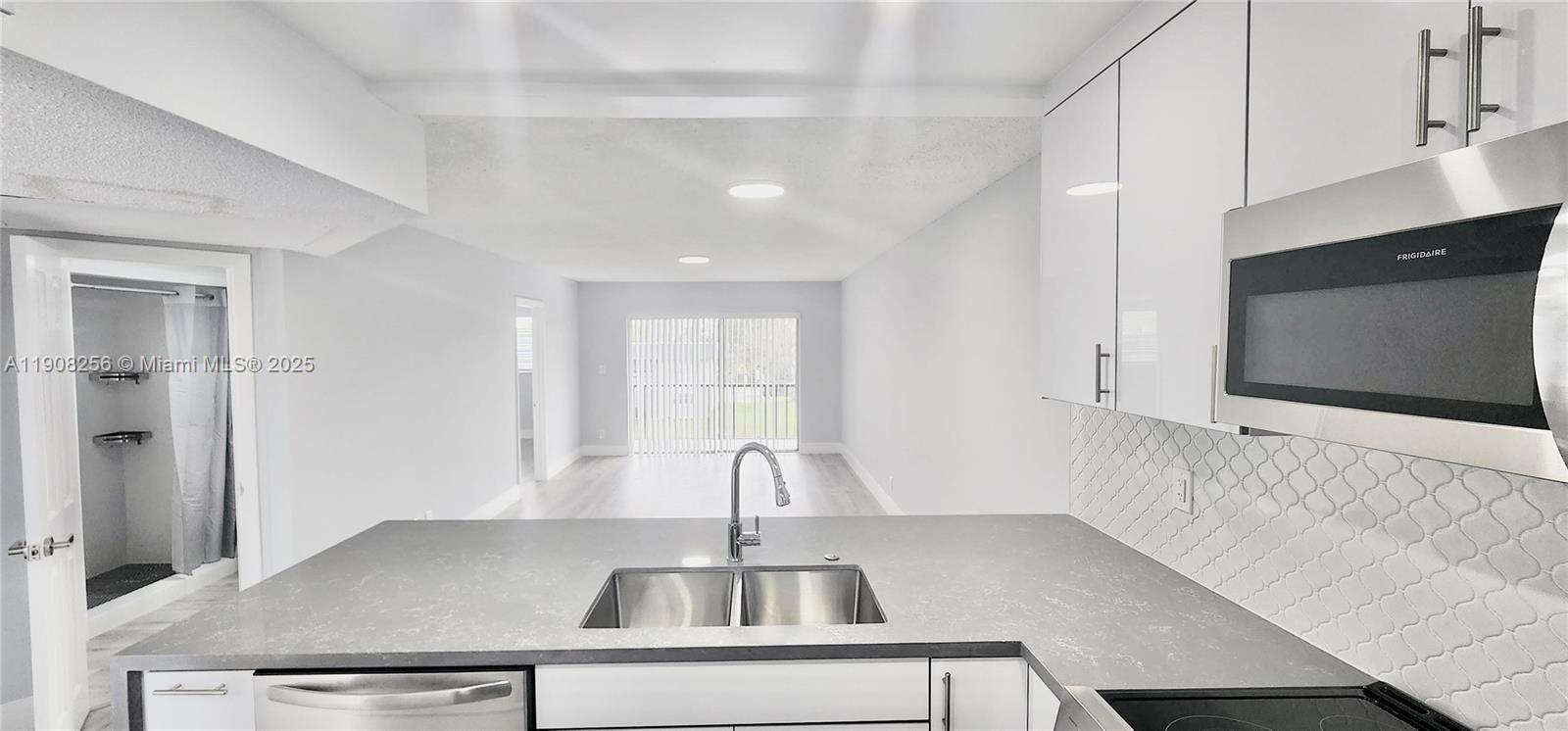 VERSAILLES GARDENS CONDO - Residential Lease