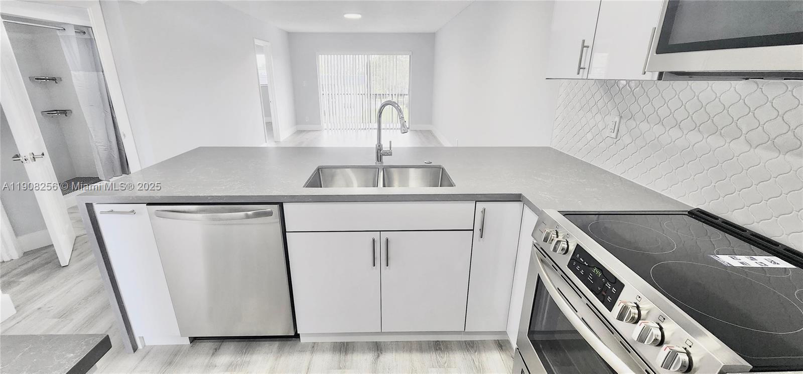 VERSAILLES GARDENS CONDO - Residential Lease