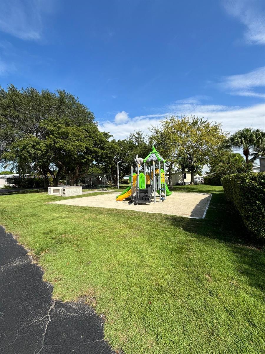 Palm Gardens - Residential