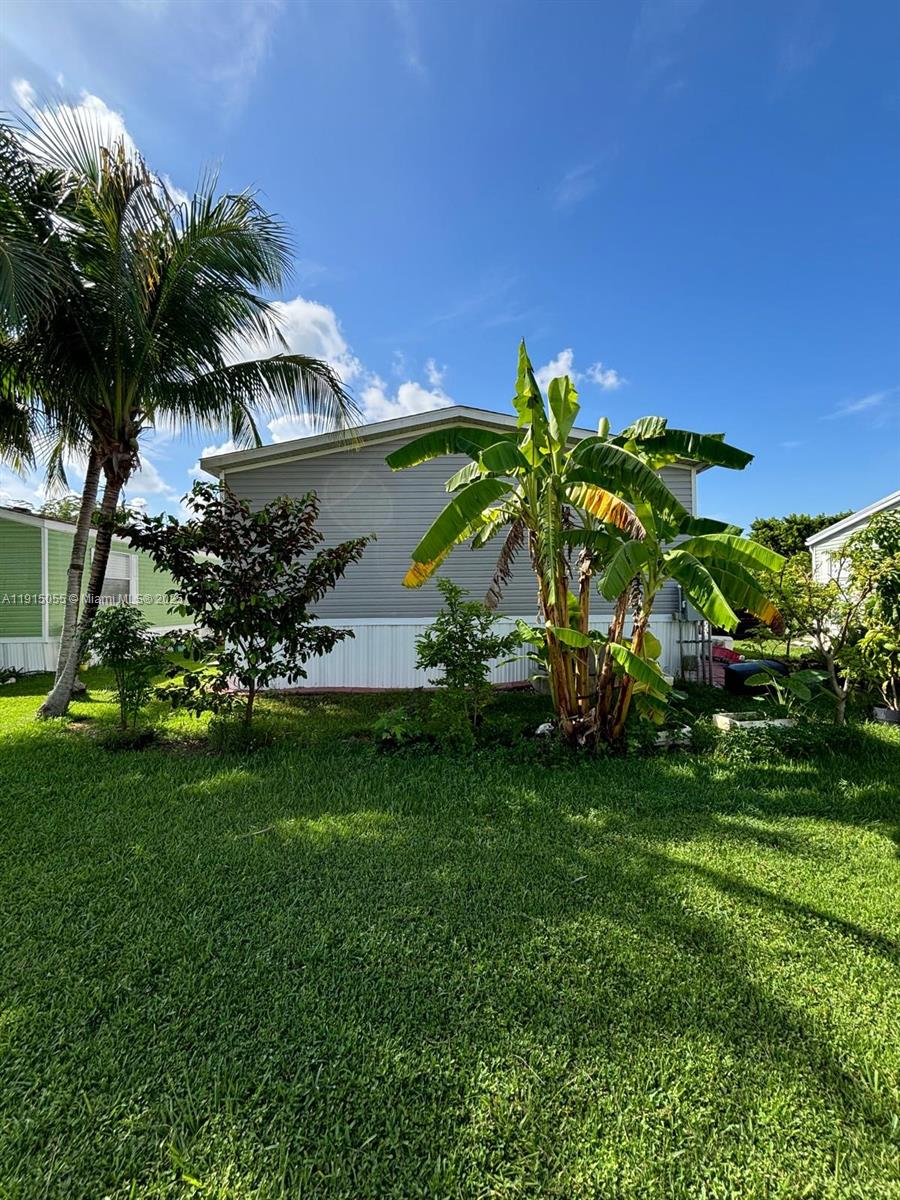 Palm Gardens - Residential