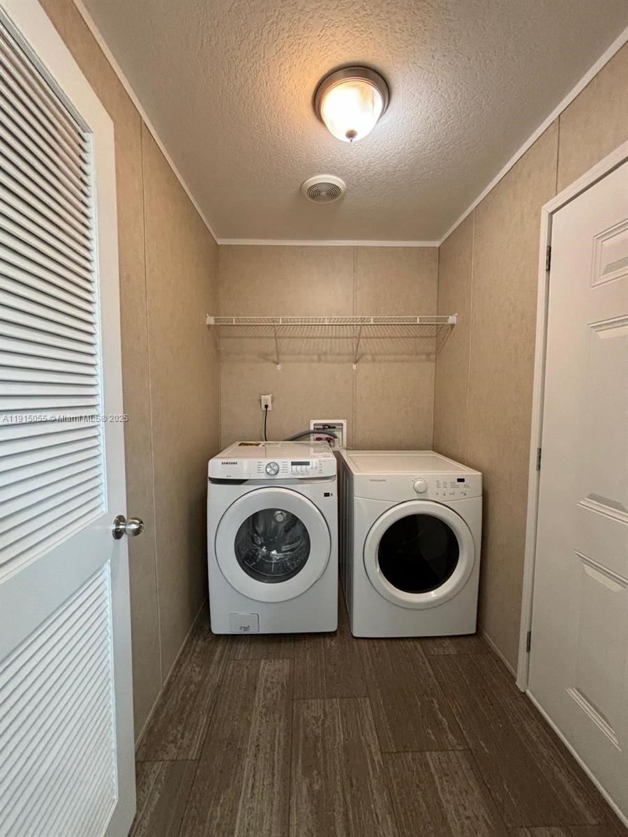 Palm Gardens - Residential