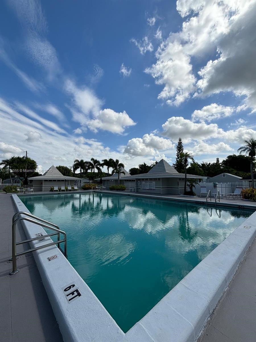 Palm Gardens - Residential