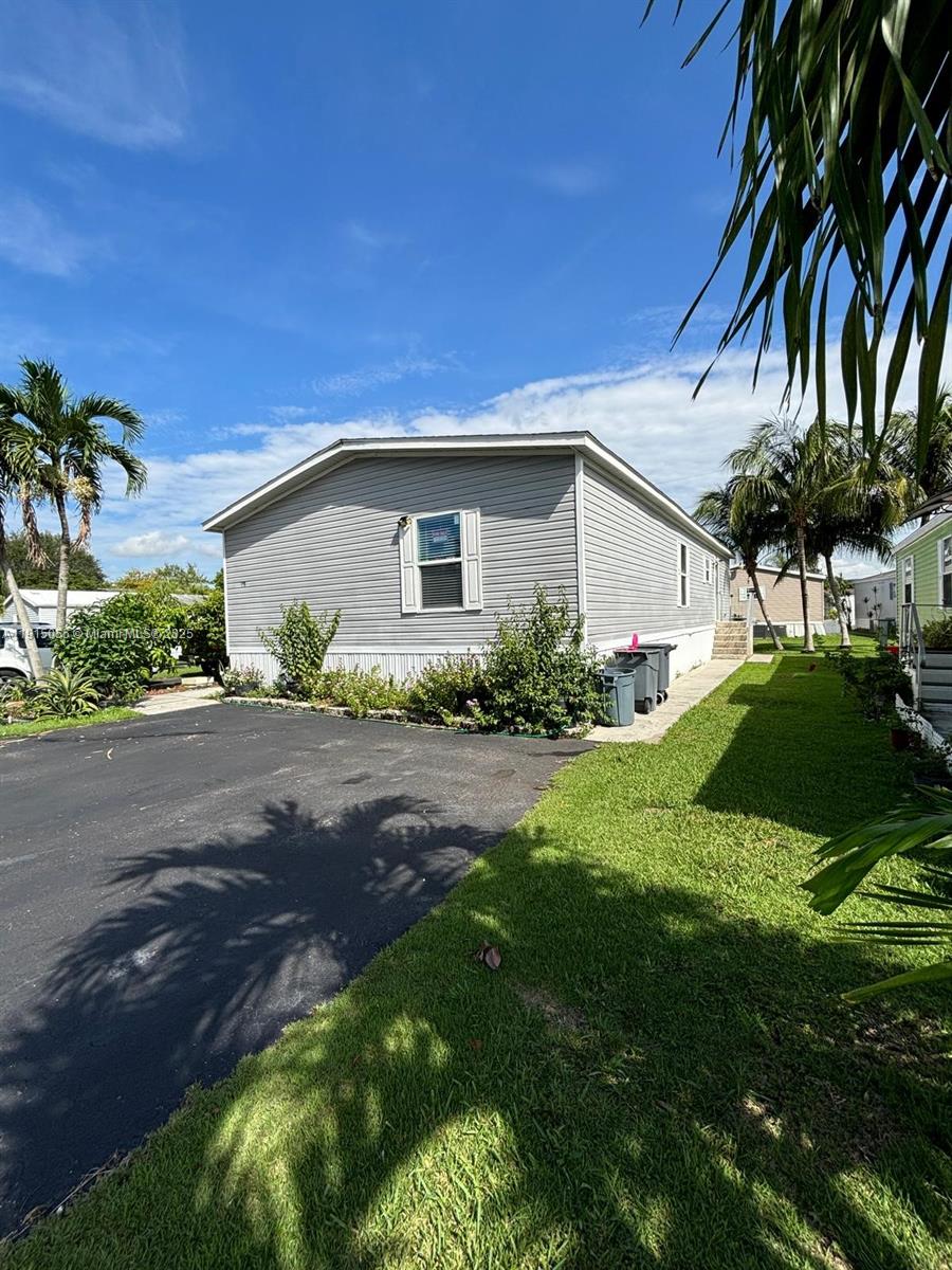 Palm Gardens - Residential