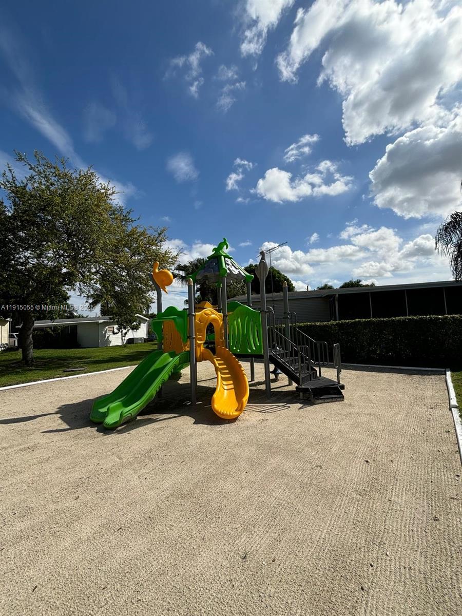 Palm Gardens - Residential