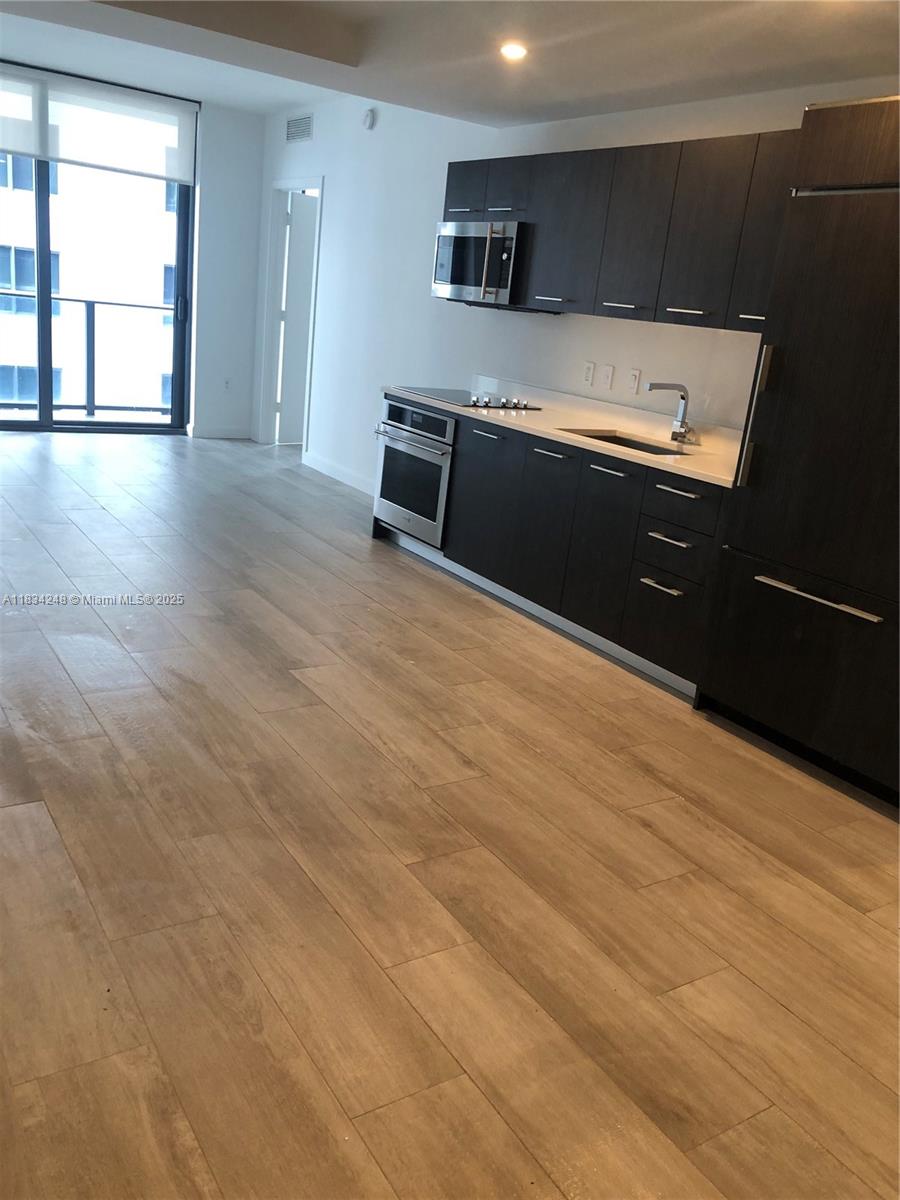 BRICKELL HEIGHTS WEST CON - Residential