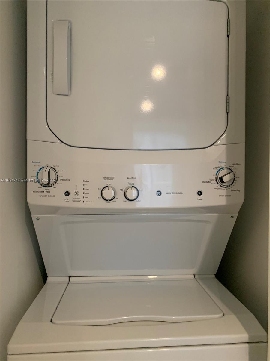 BRICKELL HEIGHTS WEST CON - Residential