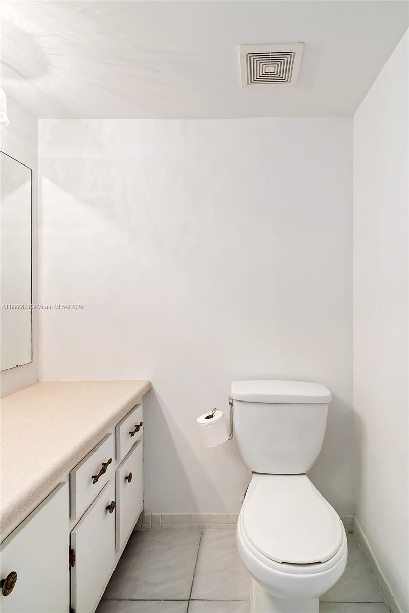 CASTLE APARTMENTS 14 COND - Residential