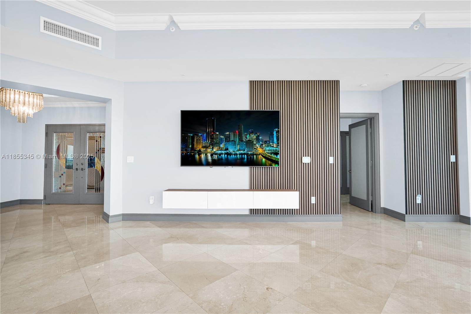 Diplomat Residences - Residential