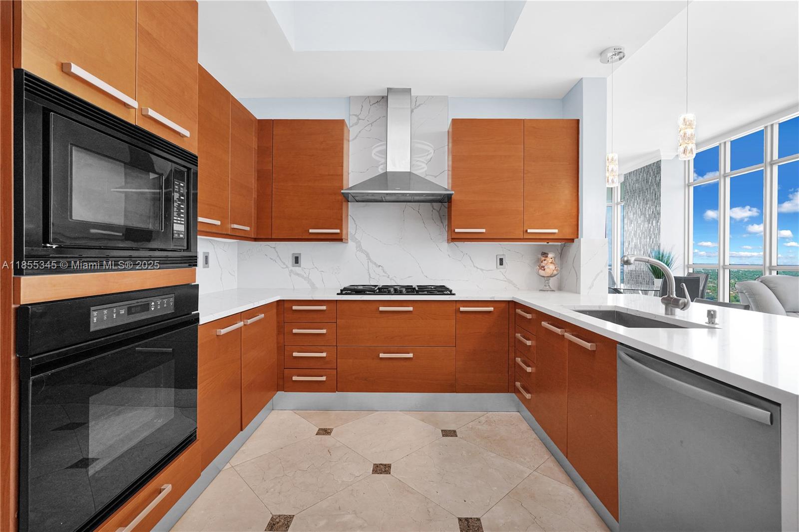 Diplomat Residences - Residential