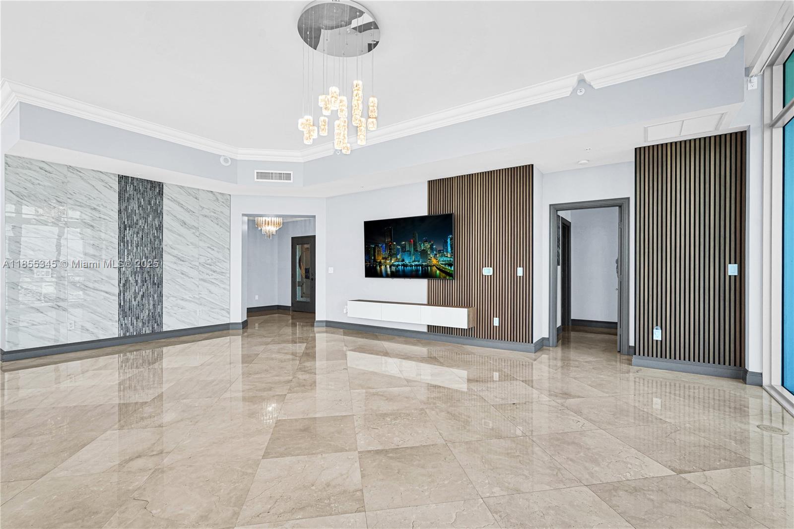 Diplomat Residences - Residential