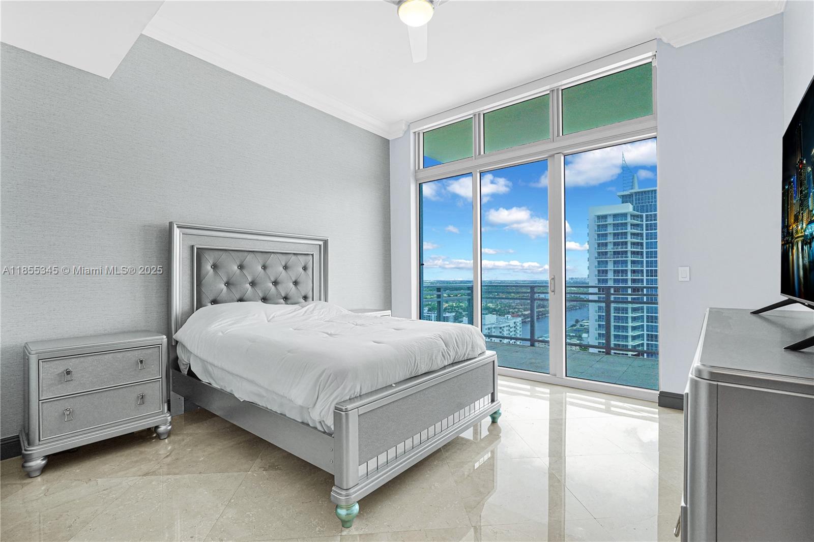 Diplomat Residences - Residential