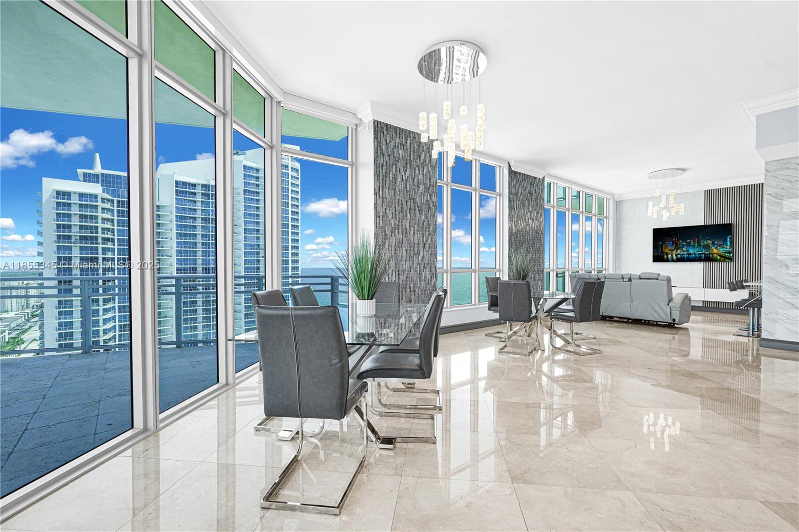 Diplomat Residences - Residential