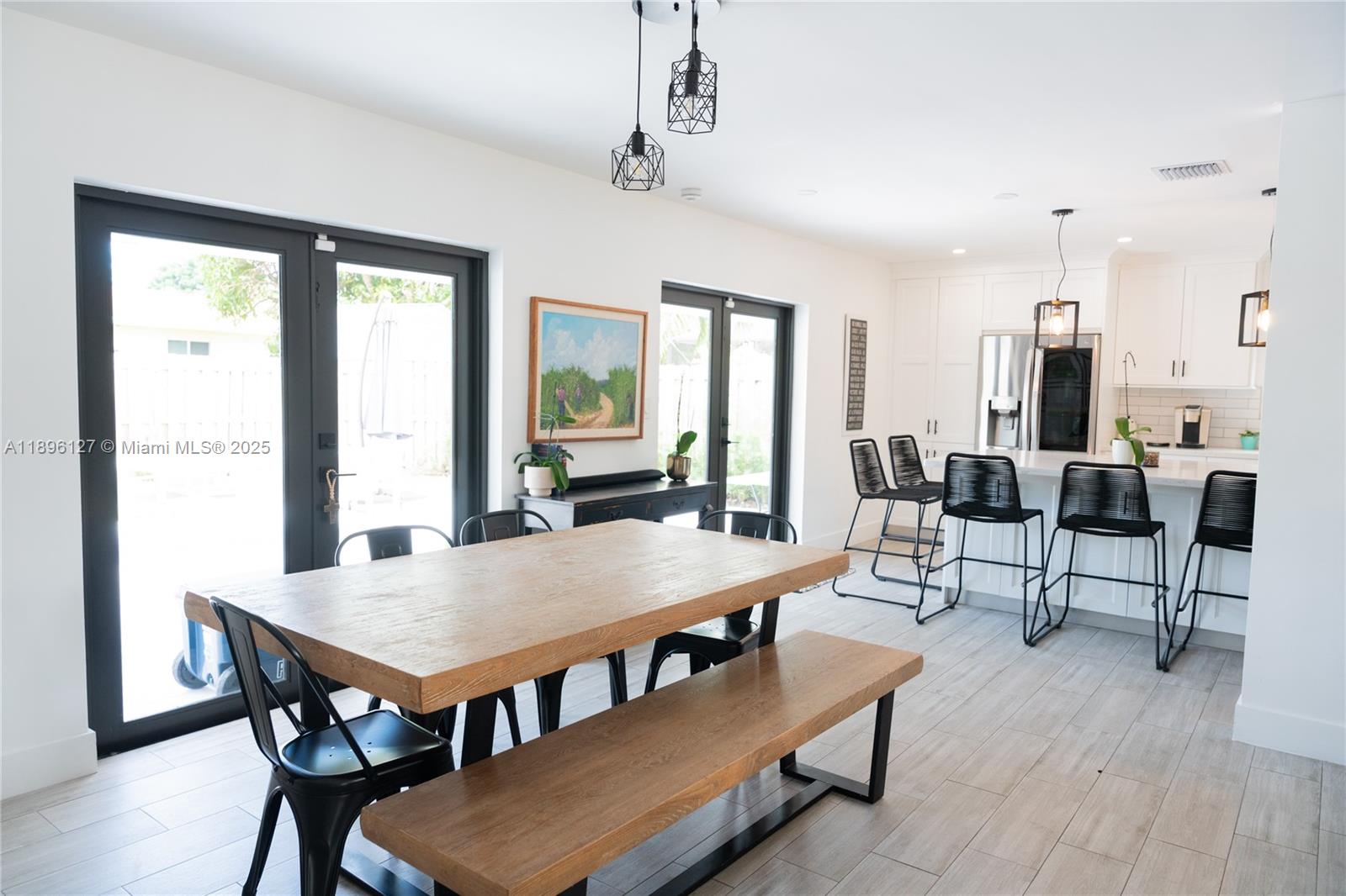 WHISPERING PINES PARK - Residential