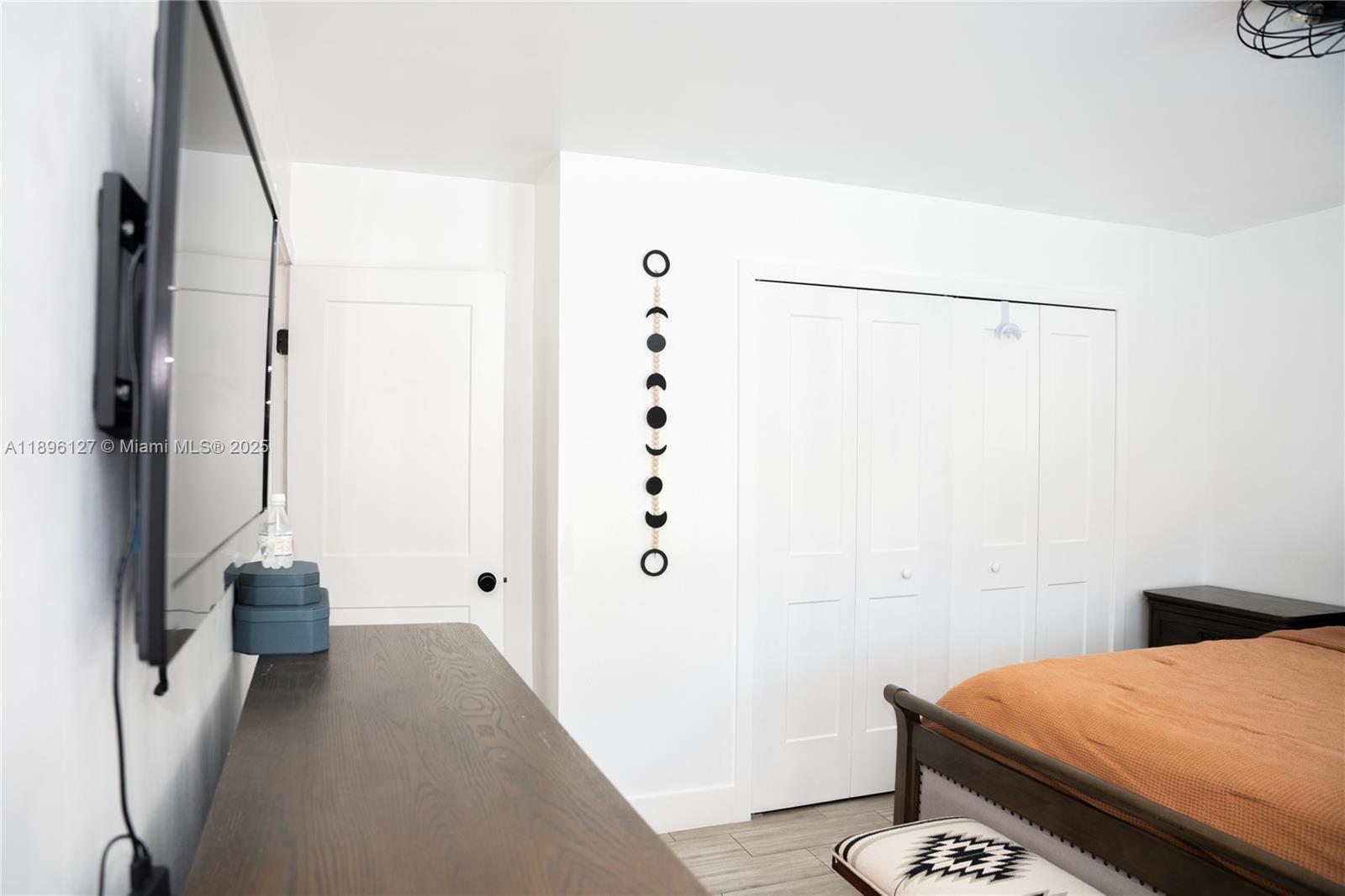WHISPERING PINES PARK - Residential