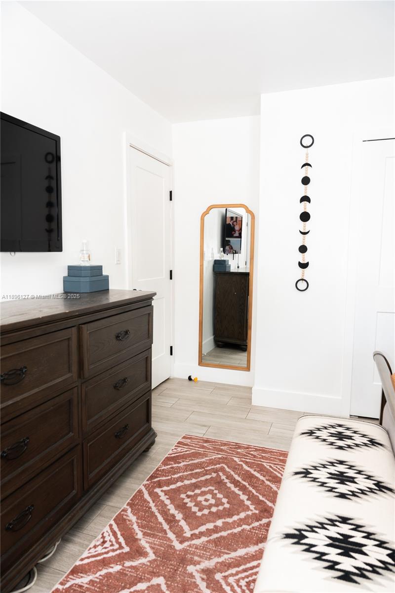 WHISPERING PINES PARK - Residential