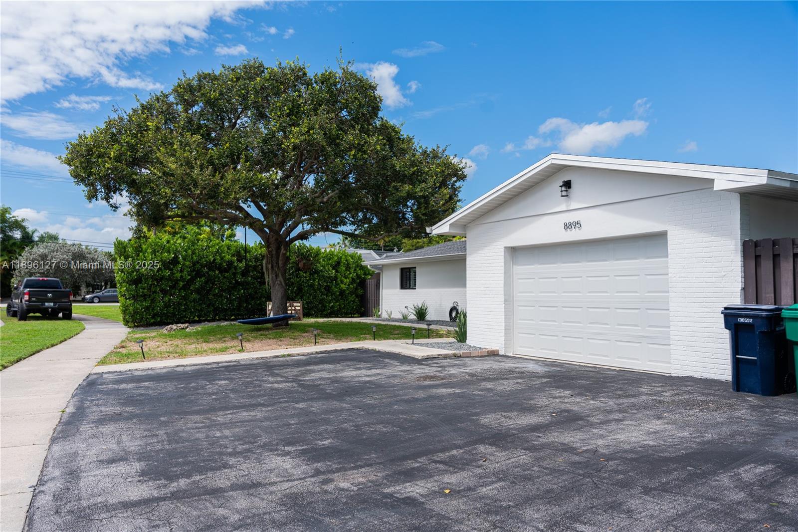 WHISPERING PINES PARK - Residential
