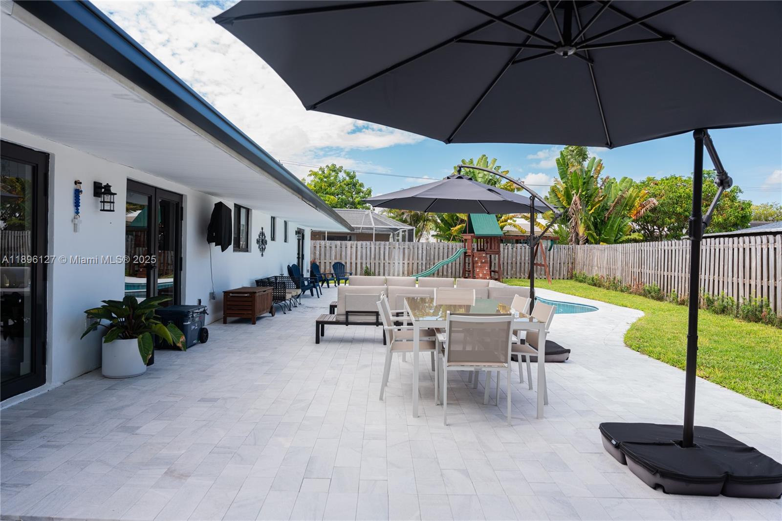 WHISPERING PINES PARK - Residential
