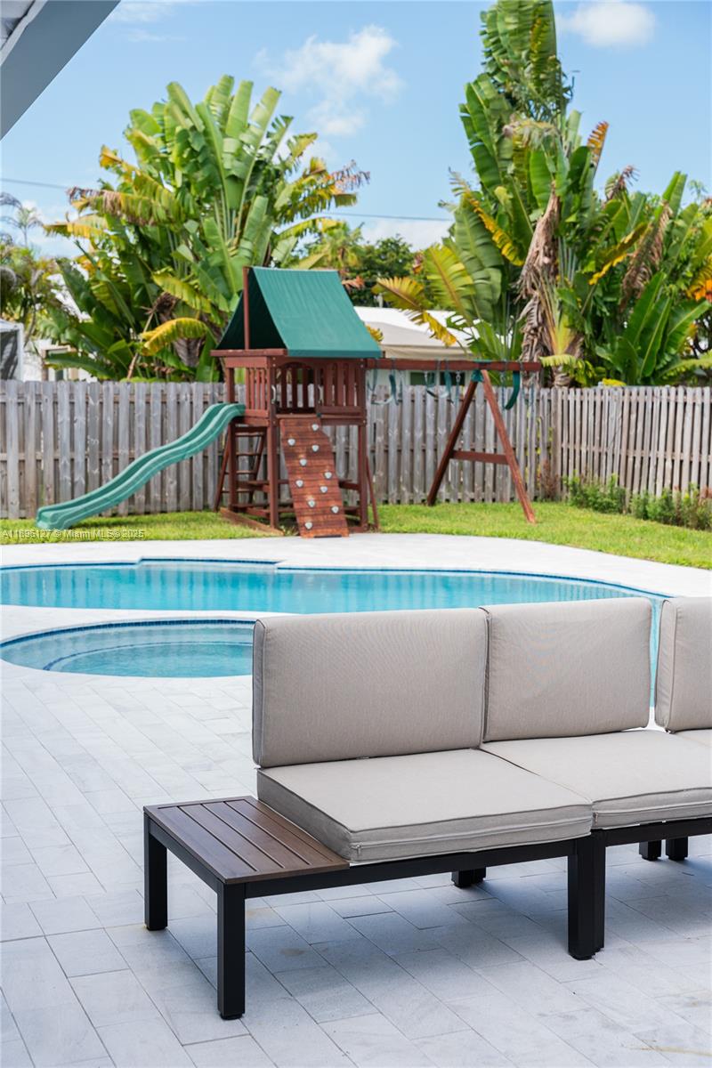 WHISPERING PINES PARK - Residential