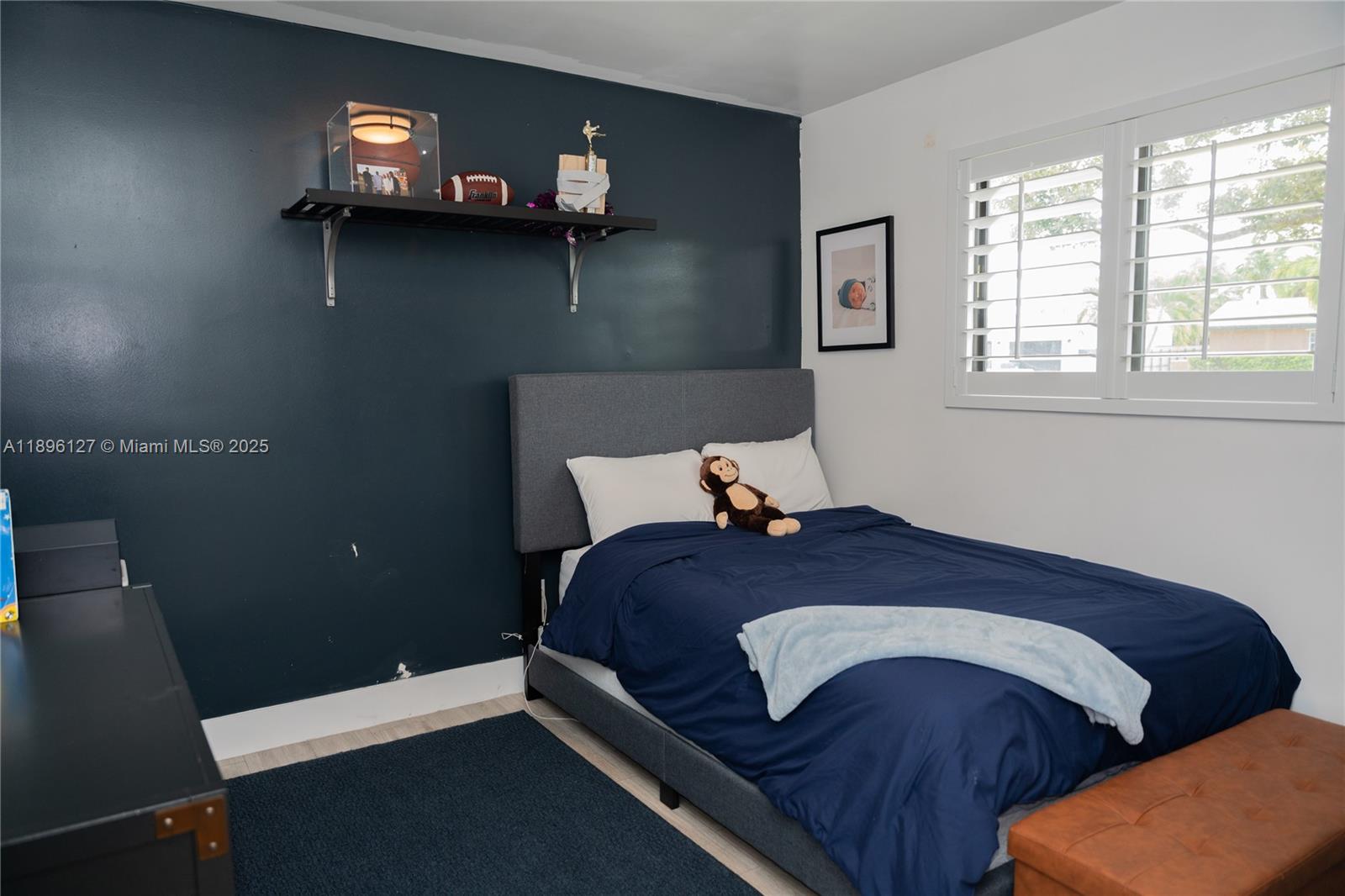 WHISPERING PINES PARK - Residential