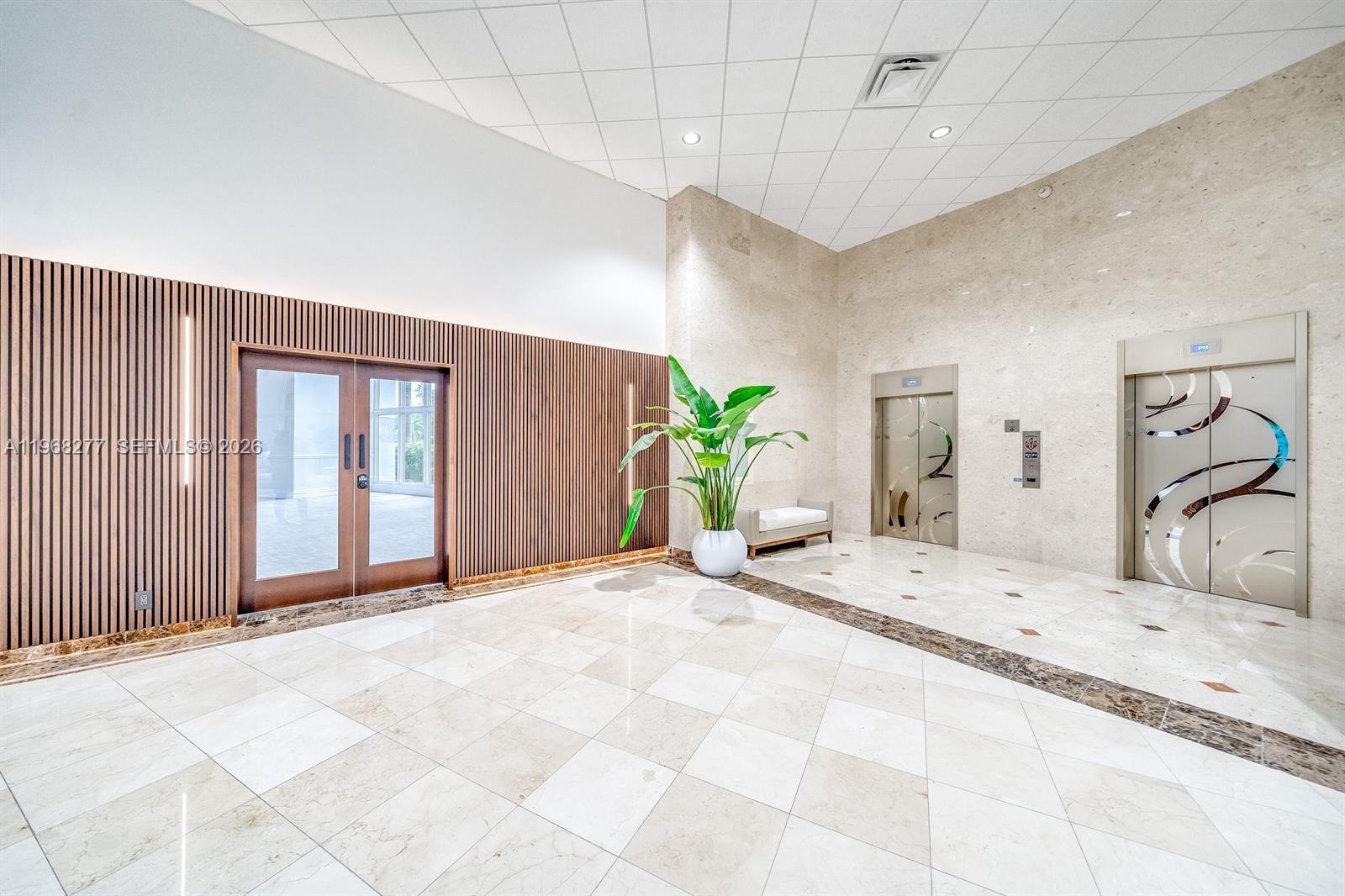 GALLEON CONDO - Residential