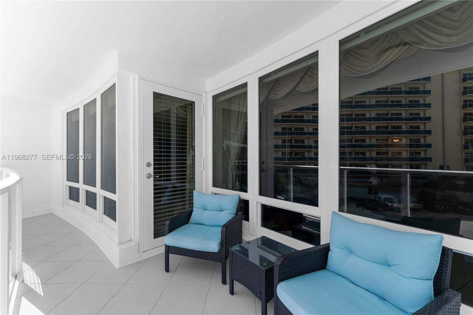 GALLEON CONDO - Residential