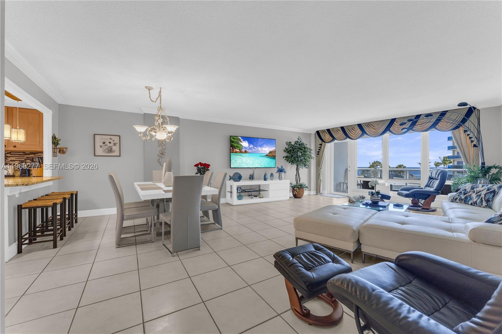 GALLEON CONDO - Residential