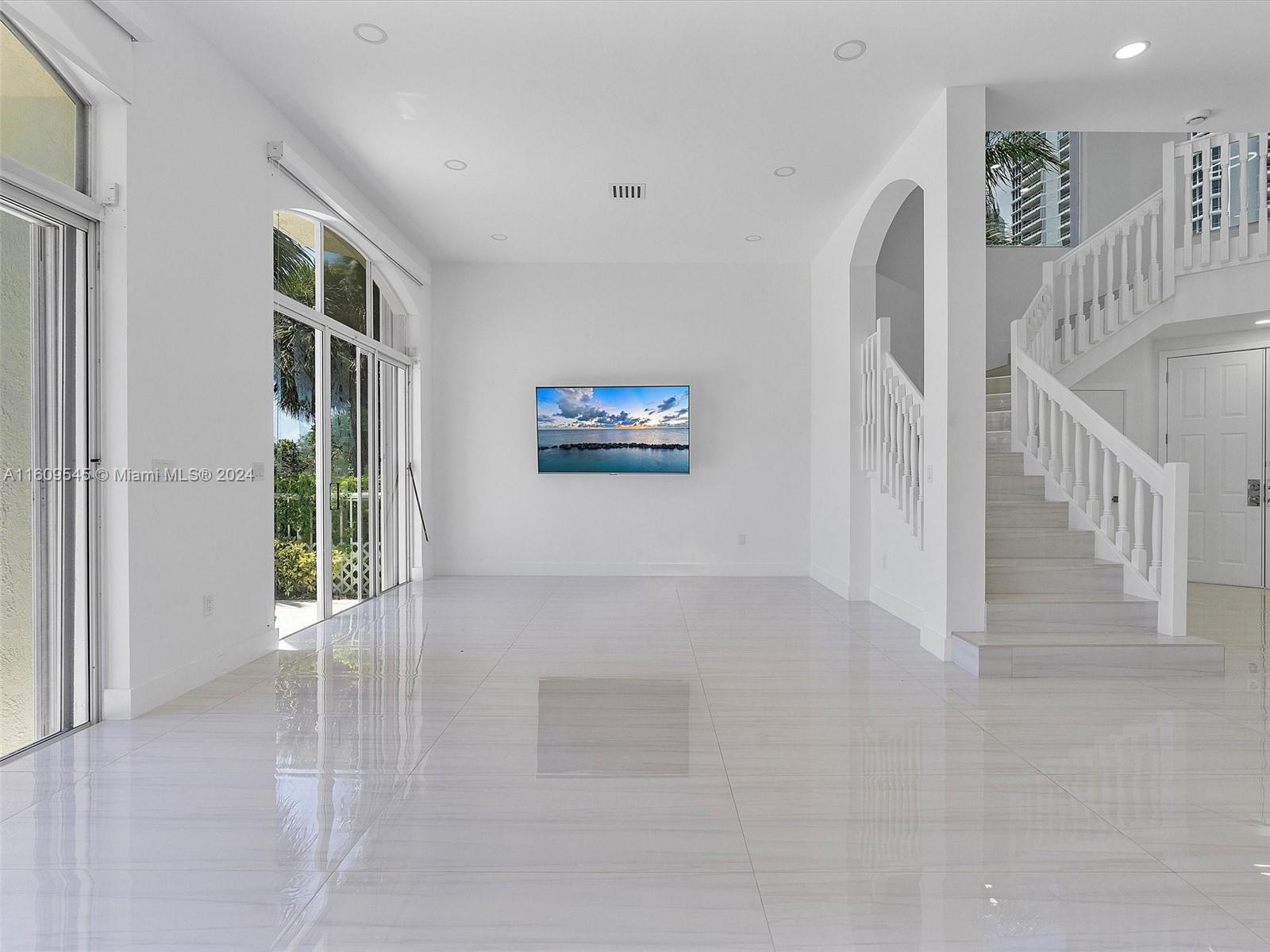 THE COURTYARDS AT THE POI - Residential