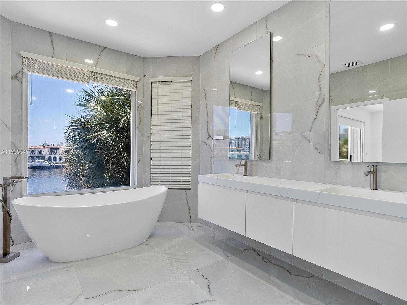 THE COURTYARDS AT THE POI - Residential