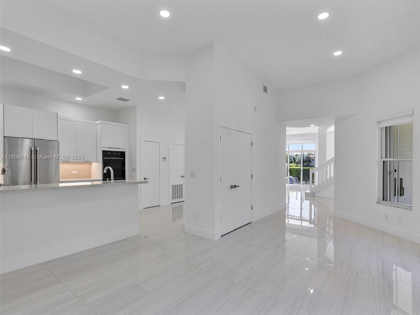 21301 NE 38th Ave 58