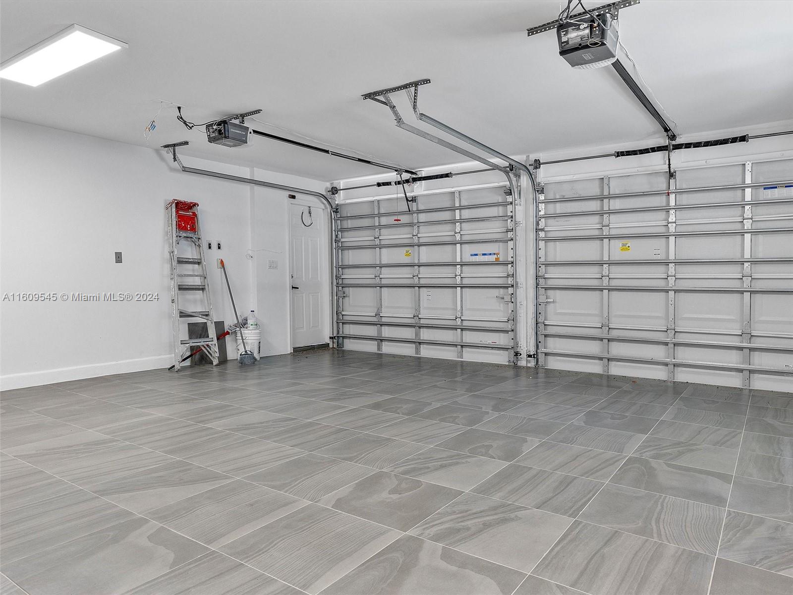 THE COURTYARDS AT THE POI - Residential