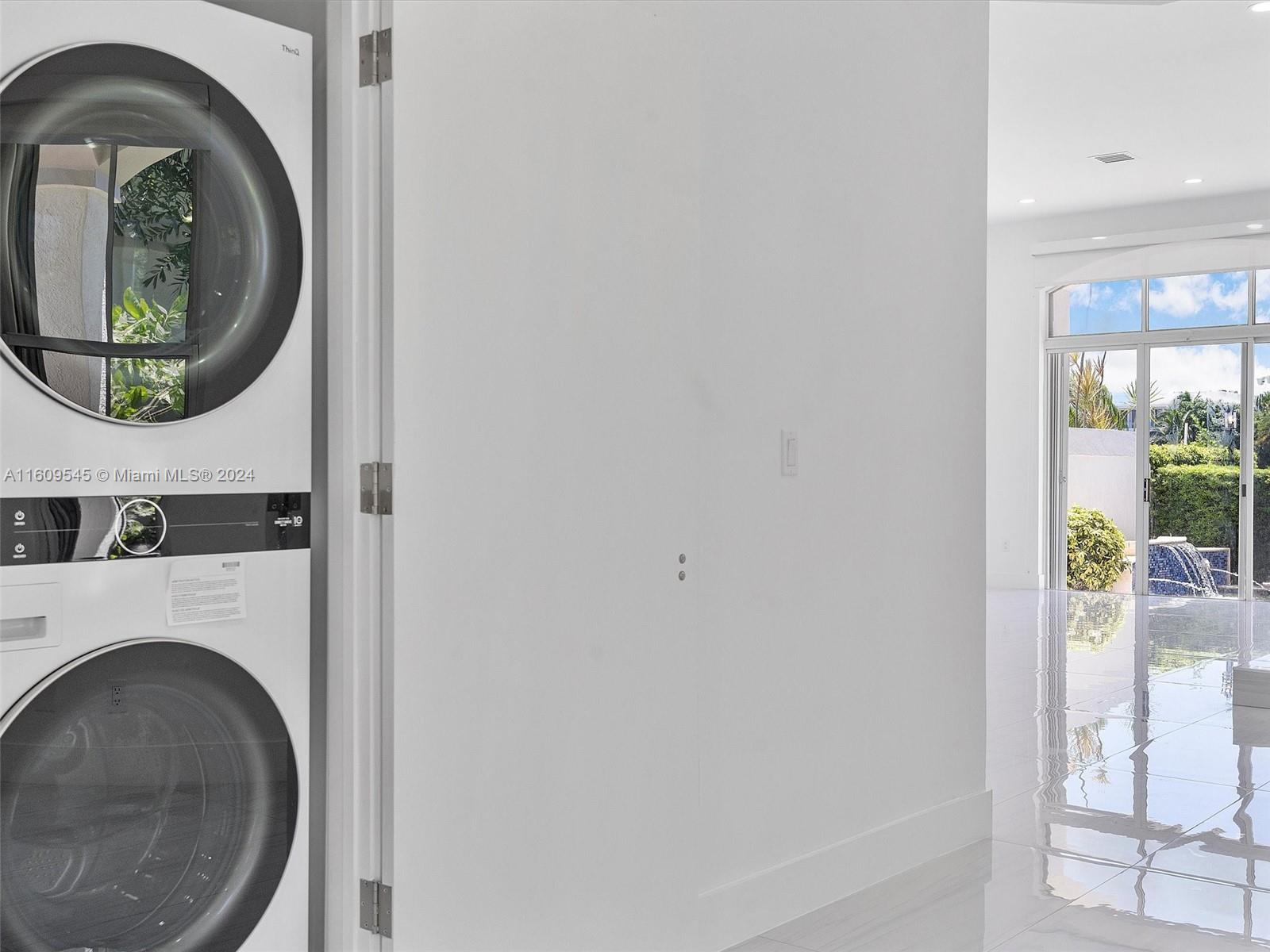 THE COURTYARDS AT THE POI - Residential