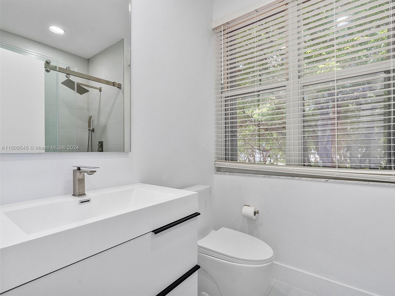 THE COURTYARDS AT THE POI - Residential