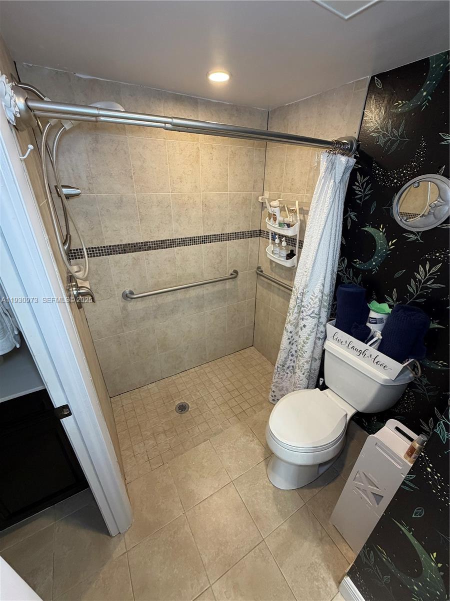 PARK PLACE CONDOMINIUM NO - Residential