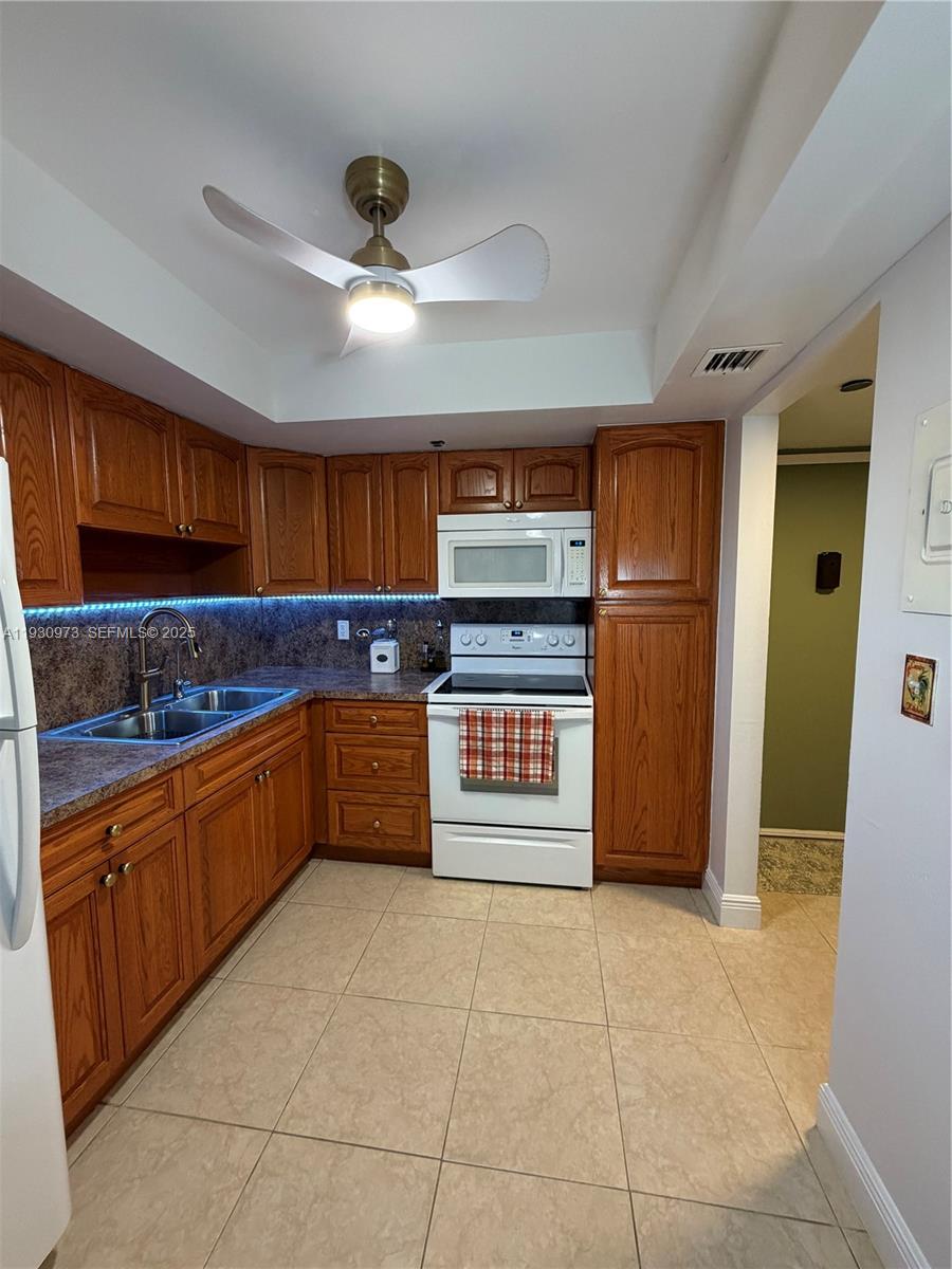 PARK PLACE CONDOMINIUM NO - Residential