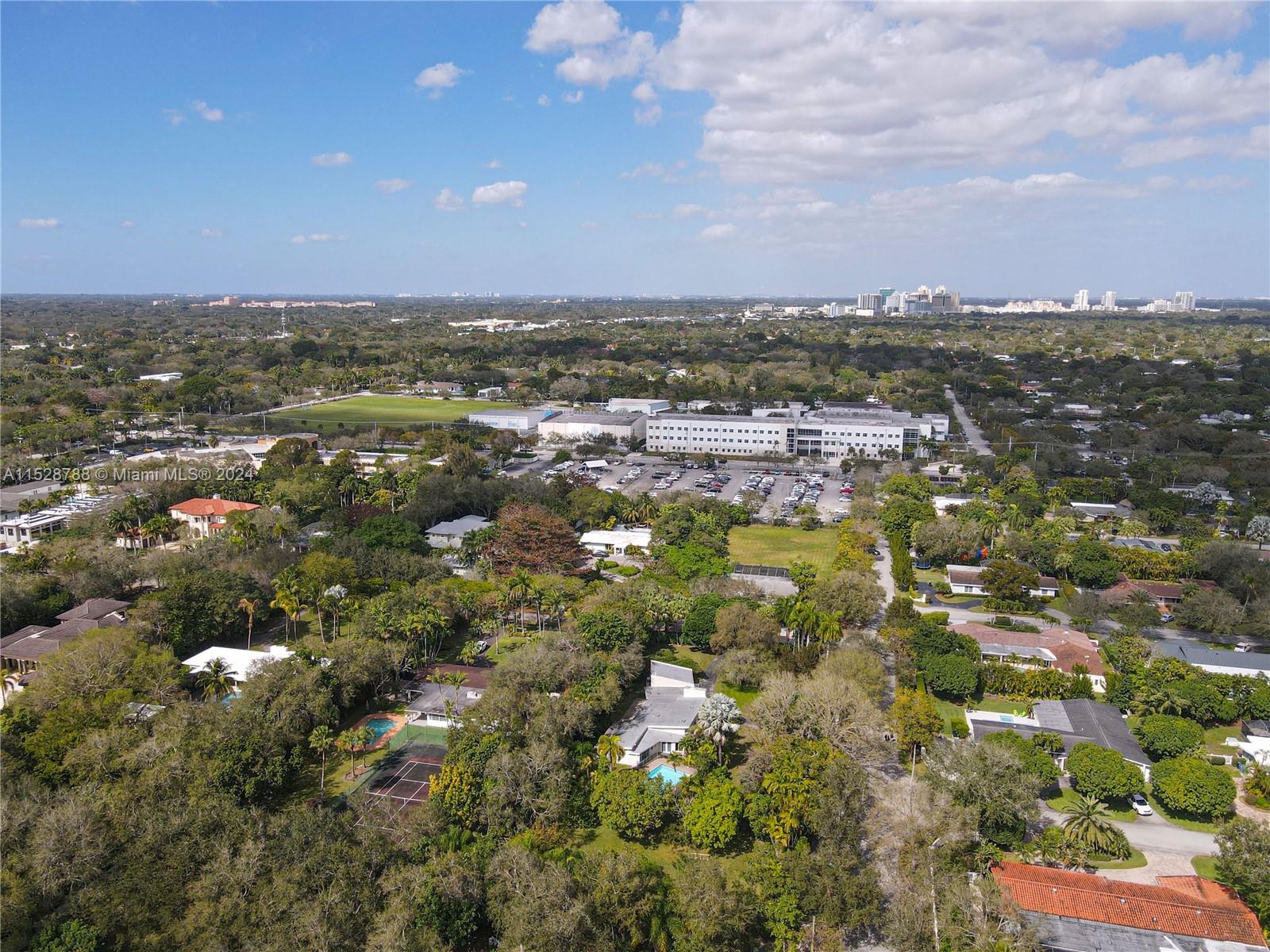 HOLIDAY ESTS - Residential