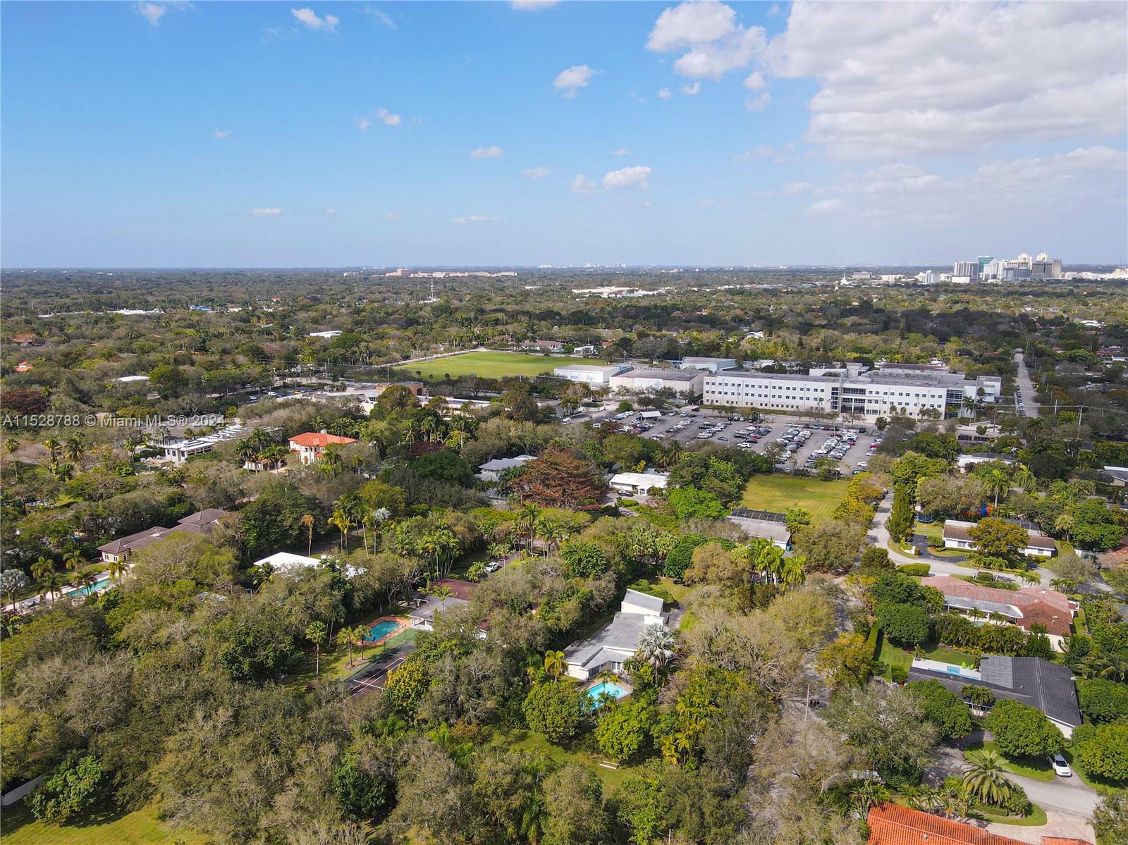 HOLIDAY ESTS - Residential