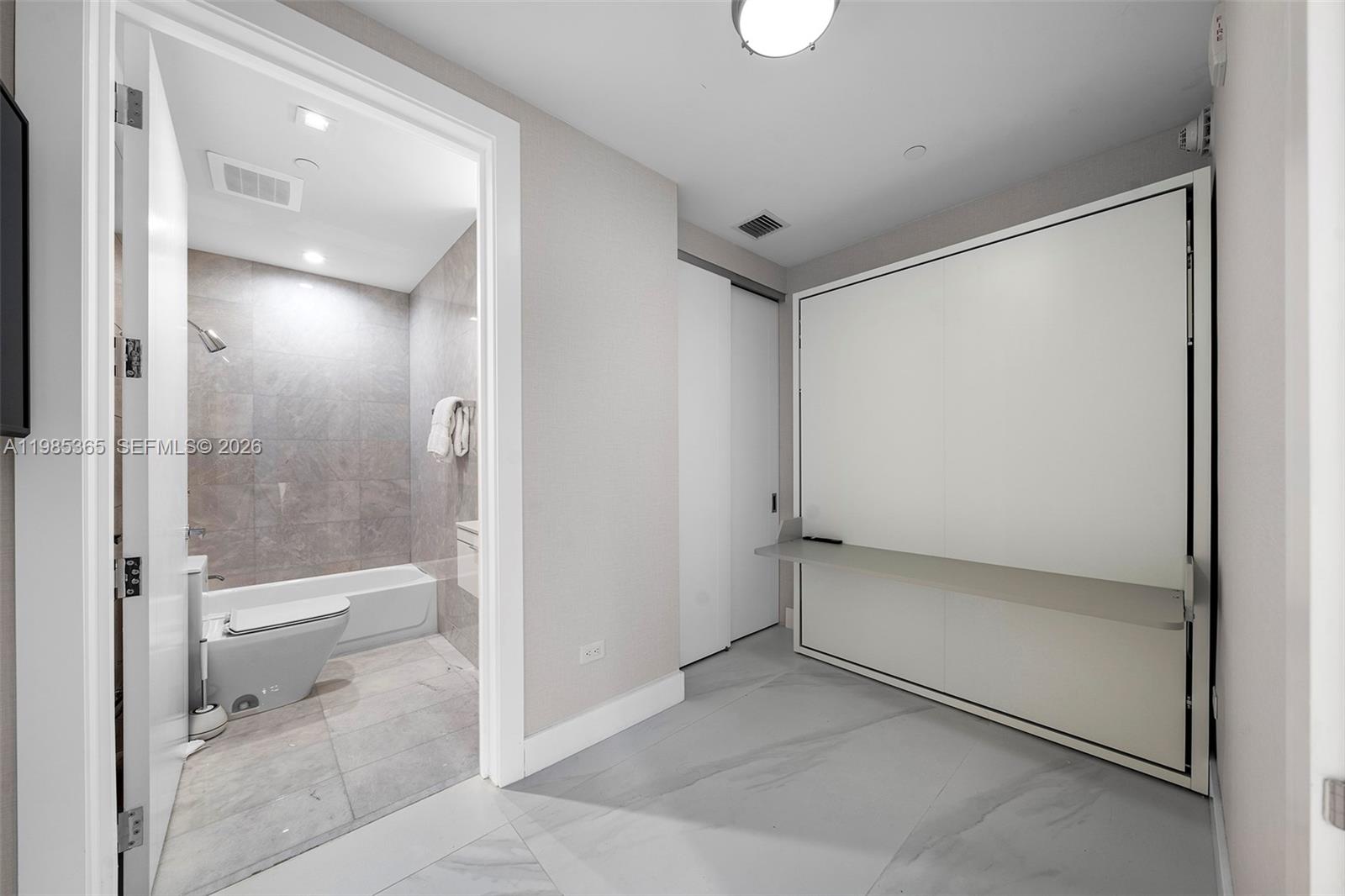 NORTH BISCAYNE BEACH AMEN - Residential Lease