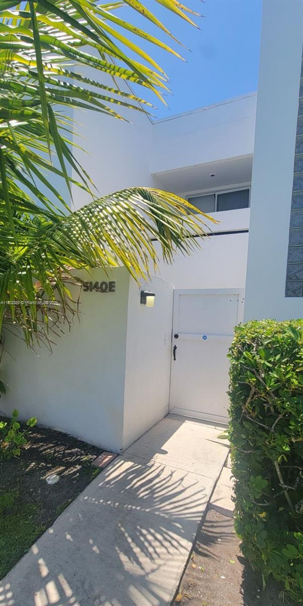 Photo of 5140 Elmhurst Rd #E, West Palm Beach, FL 33417 (MLS # A11802889)